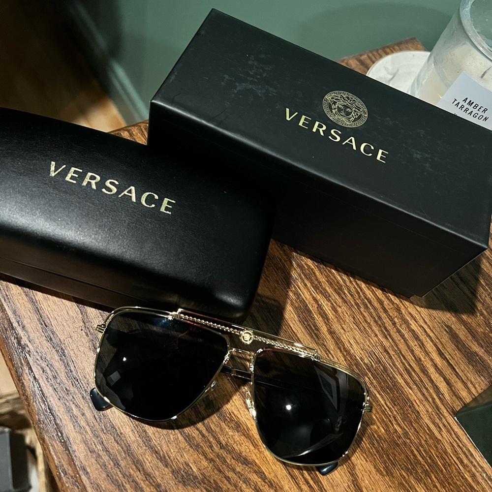 VERSACE Dark Grey Rectangular Men’s Sunglasses VE2242 100287 61